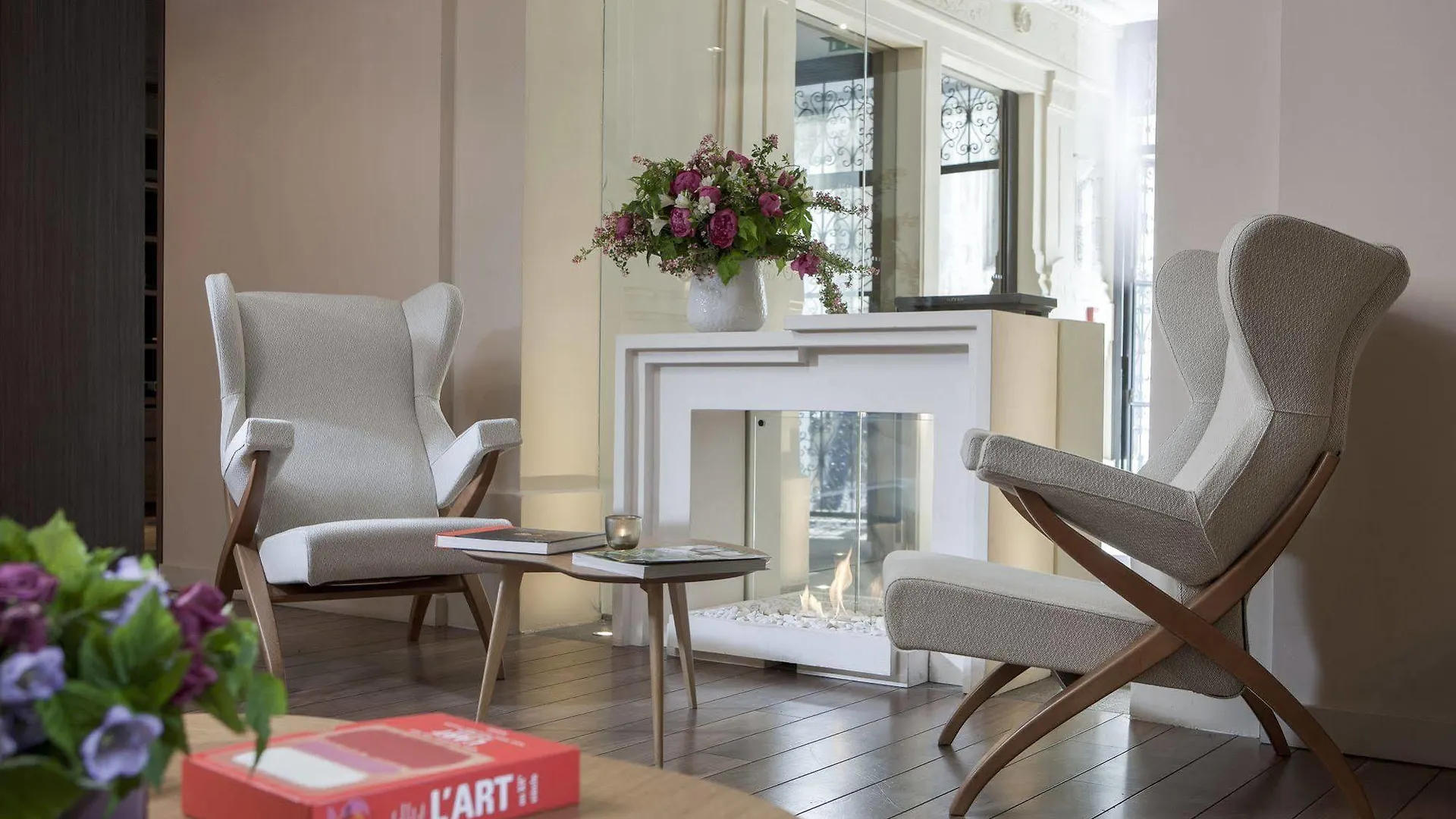 *****  Hotel De Nell Paris Frankrig
