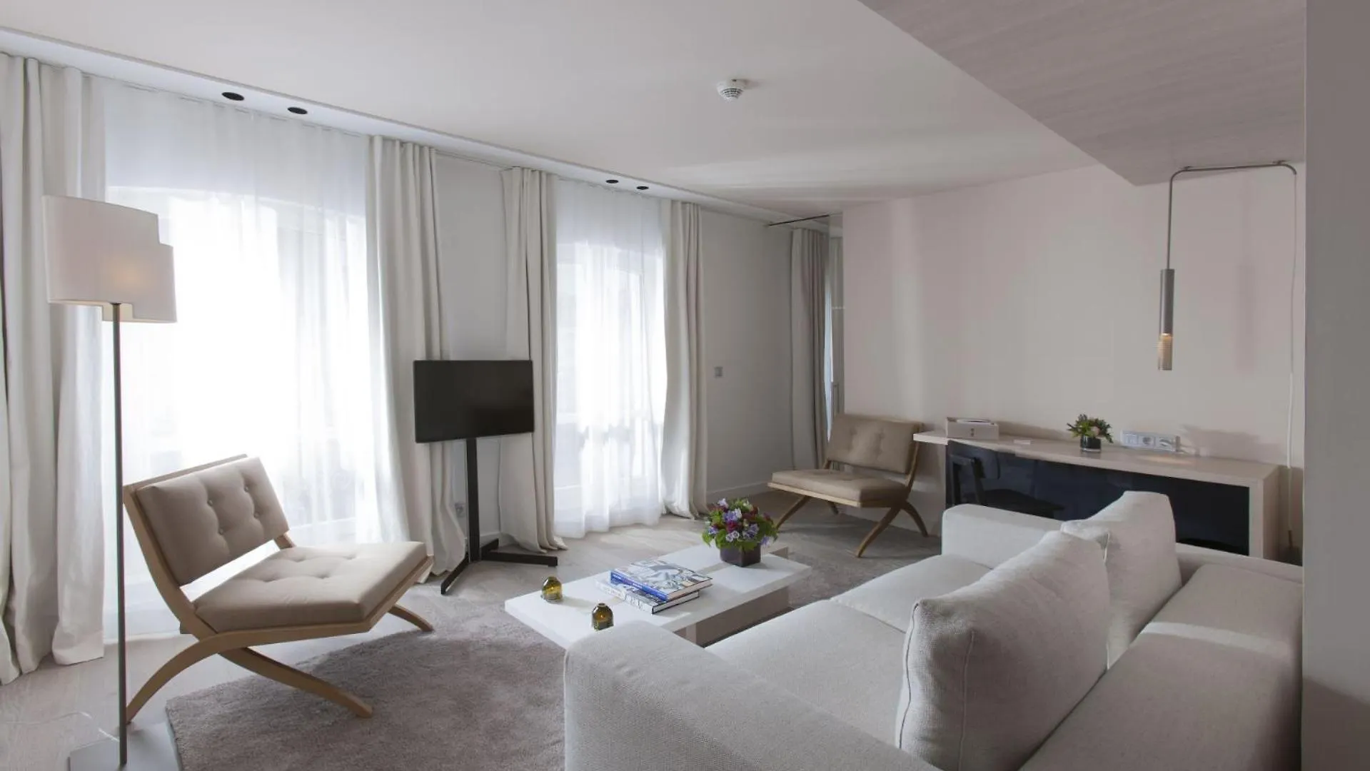 Hotel De Nell Paris França