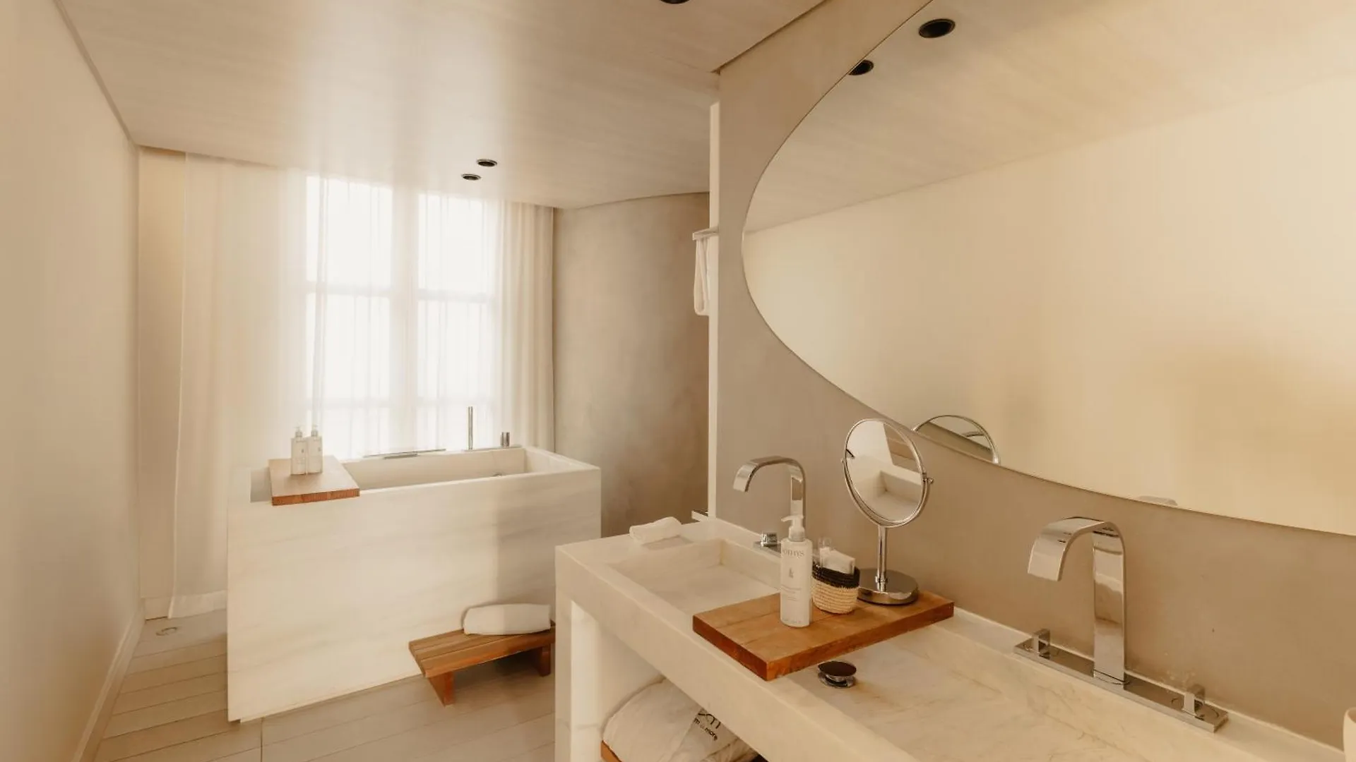 *****  Hotel De Nell Paris França