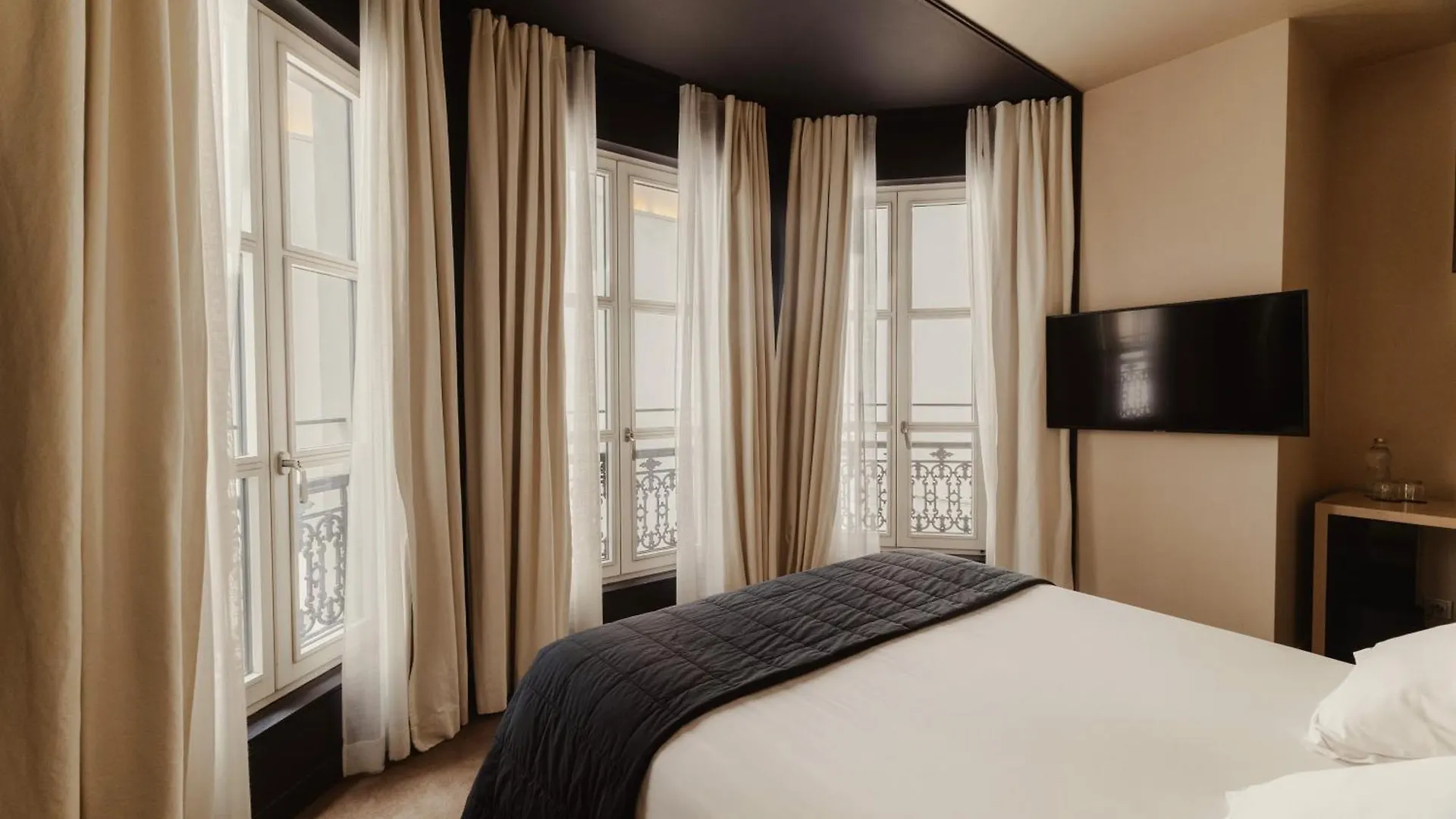 Hotel De Nell Paris