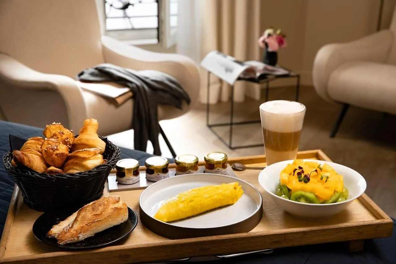 *****  Hotel De Nell Paris Frankrike
