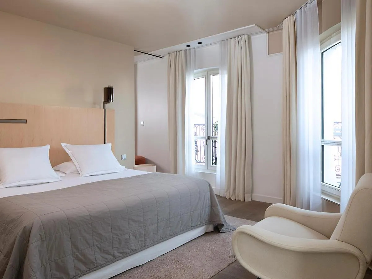 Hotel De Nell Paris